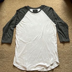 Mens mid sleeve shirt
